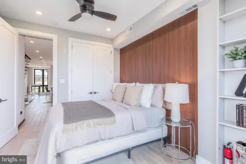 $875,000 | 1332 G Street Southeast, Unit 3, Washington, DC 20003