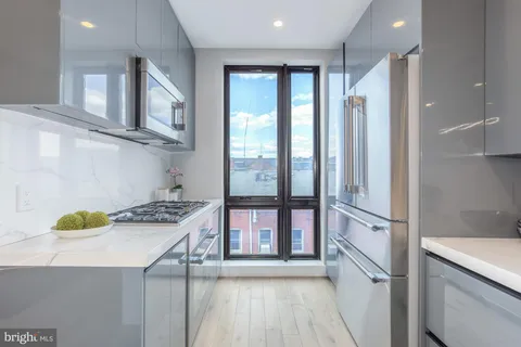 $875,000 | 1332 G Street Southeast, Unit 3, Washington, DC 20003