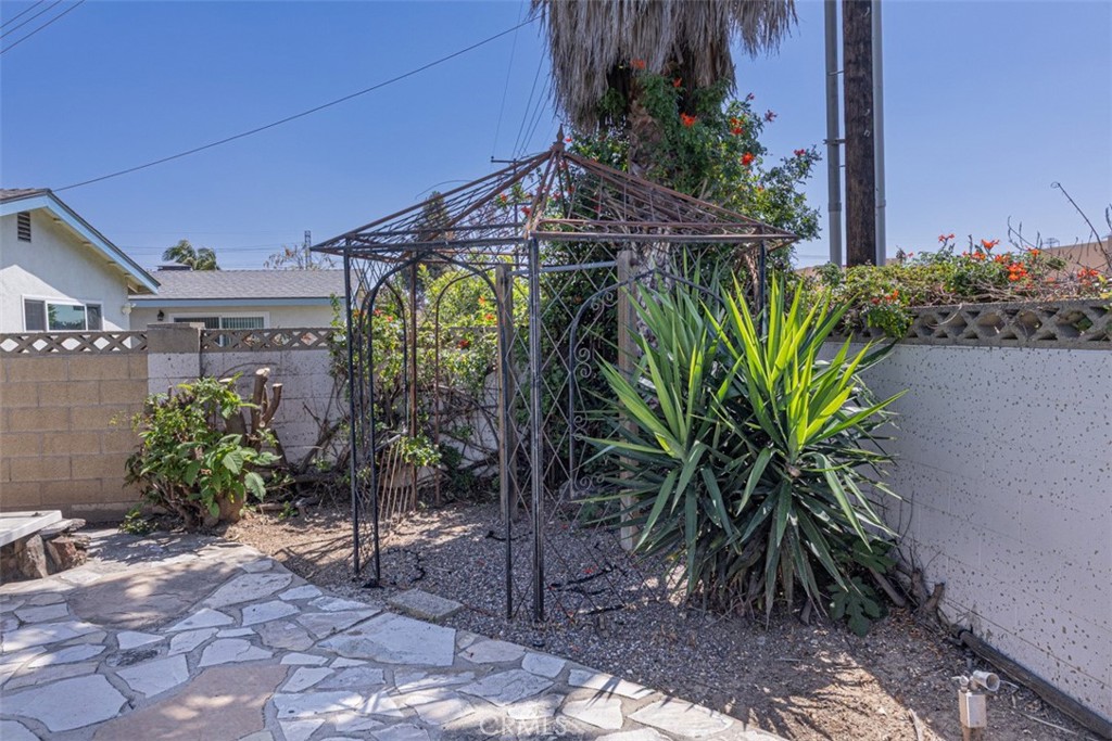 1688 North Shaffer Street Orange, CA 92867 - Photo 35 of 38