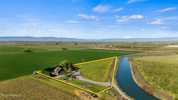 $599,000 | 2550 Kays Road, Wapato, WA 98951