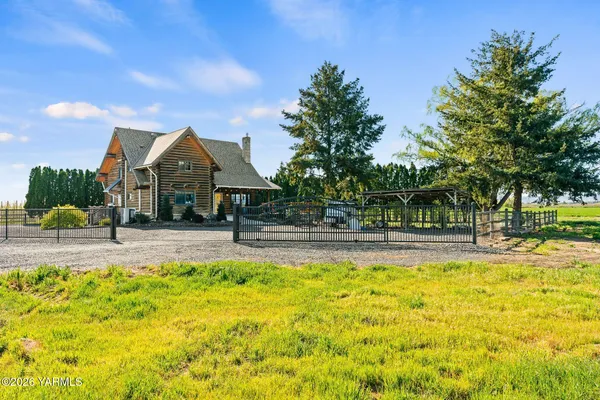 $599,000 | 2550 Kays Road, Wapato, WA 98951