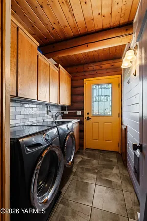 $599,000 | 2550 Kays Road, Wapato, WA 98951