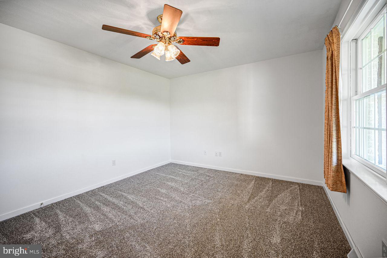 1537 Snyder Corner Road Red Lion, PA 17356 - Photo 33 of 50 an empty room