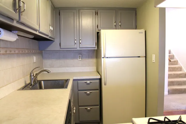 $249,900 | 177 Spring Street, Unit 177, Wethersfield, CT 06109