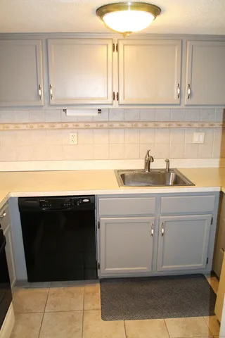 $249,900 | 177 Spring Street, Unit 177, Wethersfield, CT 06109