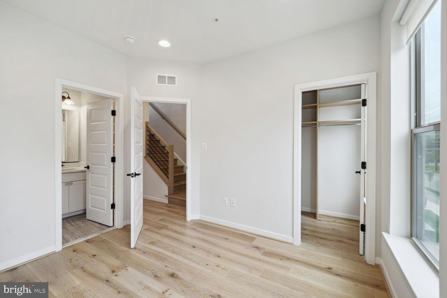5104 Randolph Road Rockville, MD 20852 - Photo 27 of 62 Walk-In Closet