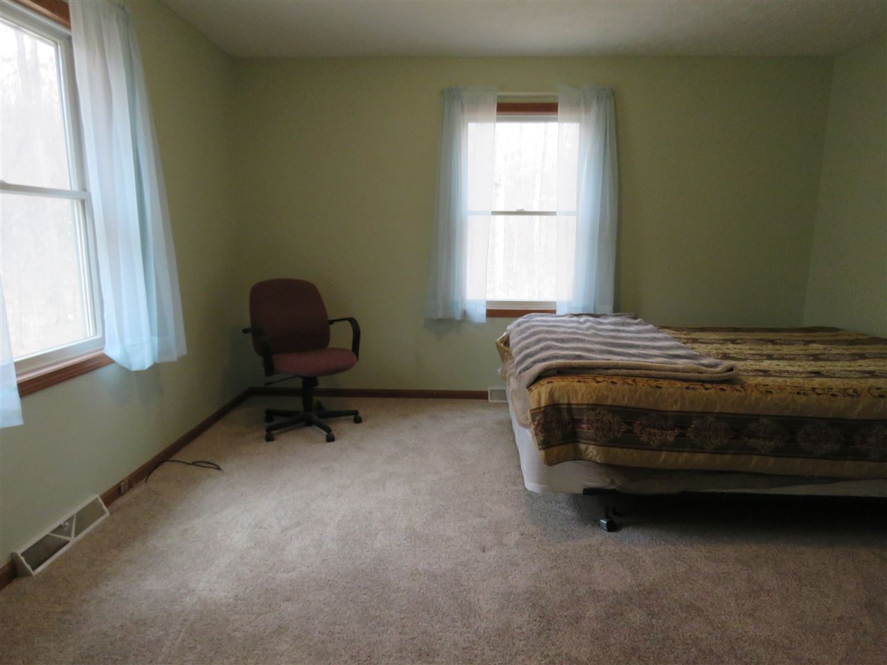 855 South 35 Road Cadillac, MI 49601 - Photo 8 of 30 1860603-7.JPG