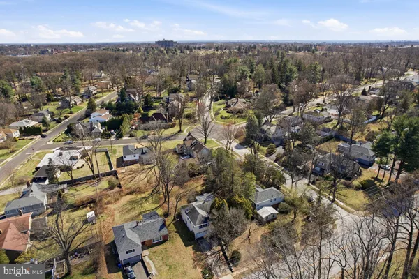 $415,000 | 1650 East Willow Grove Avenue, Glenside, PA 19038