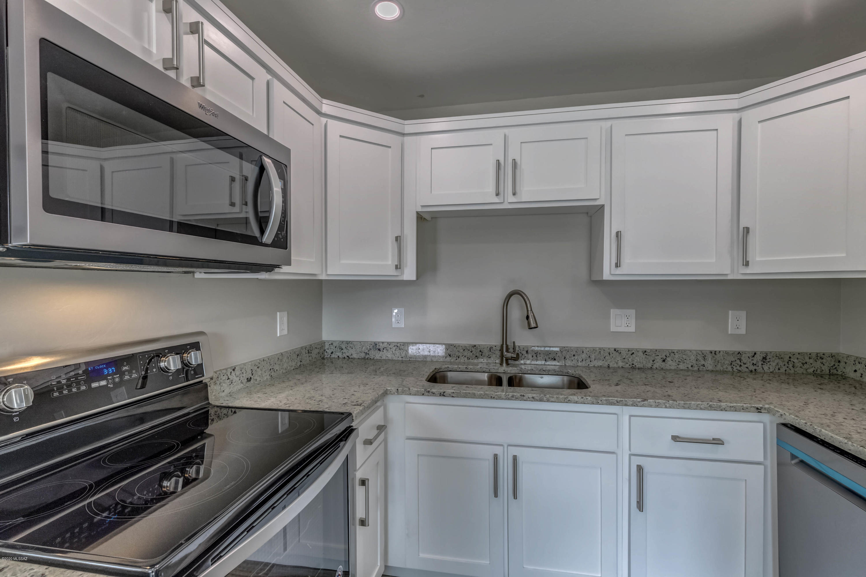 405 East Mohave Road Tucson, AZ 85705 - Photo 21 of 50