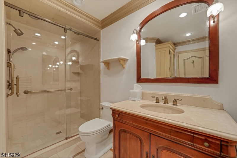 510 Hampton Hill Road Franklin Lakes, NJ 07417 - Photo 21 of 48