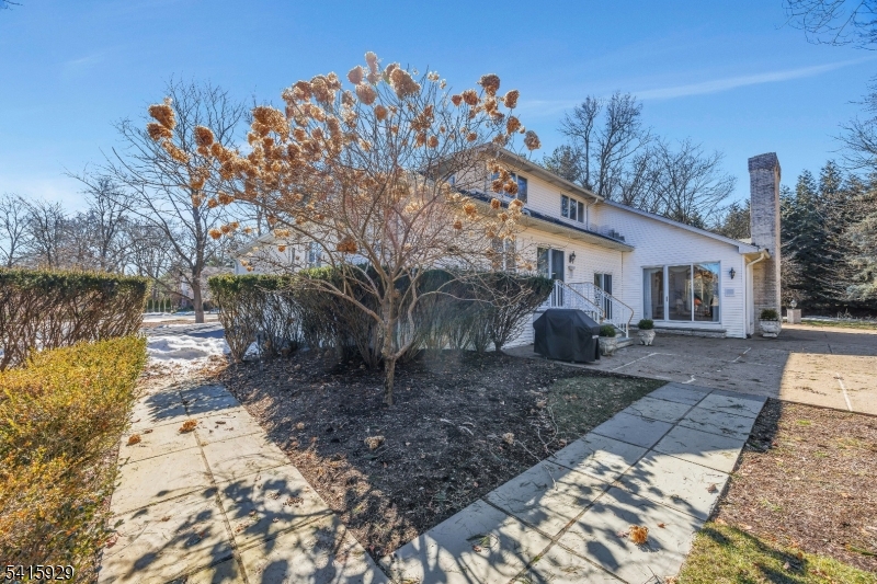 510 Hampton Hill Road Franklin Lakes, NJ 07417 - Photo 36 of 48