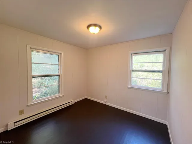 $1,295 | 2217 East Gate City Boulevard, Greensboro, NC 27401