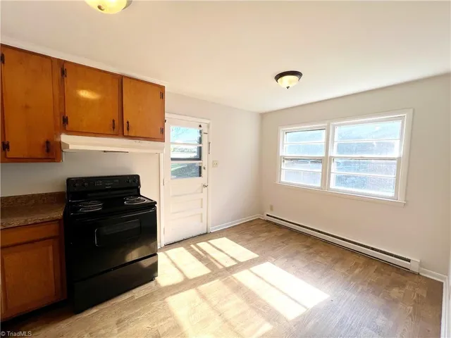 $1,295 | 2217 East Gate City Boulevard, Greensboro, NC 27401