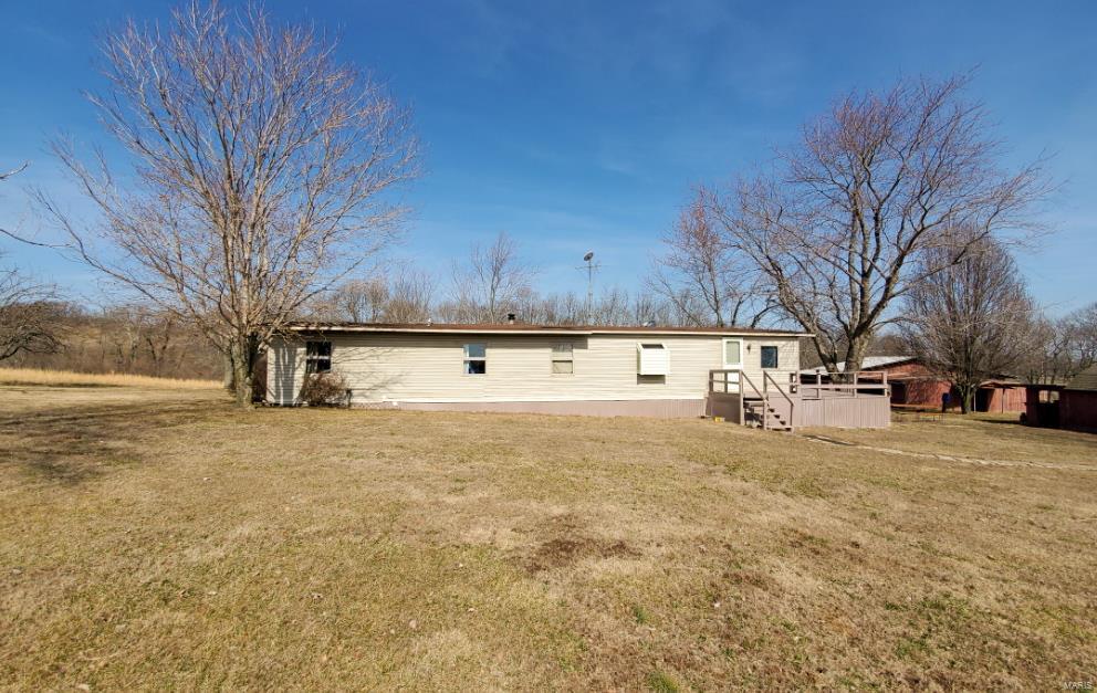 39 Racking Horse Lane Murphysboro, IL 62966 - Photo 2 of 12 Gallery Image 2