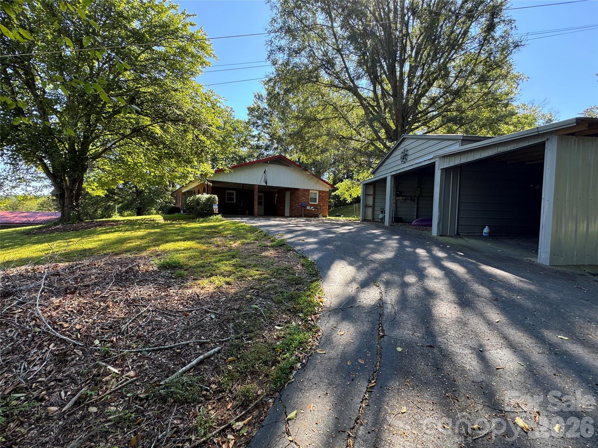 3957 Hollywood Ridge Road Lenoir, NC 28645 - Photo 3 of 16
