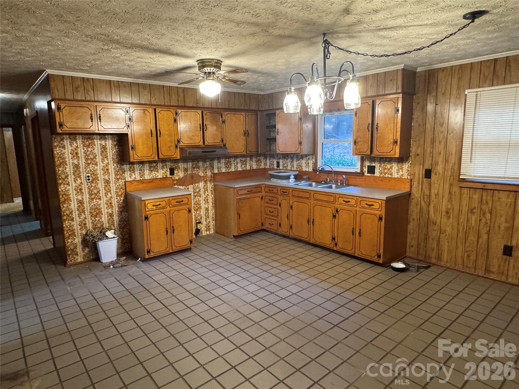 3957 Hollywood Ridge Road Lenoir, NC 28645 - Photo 6 of 16