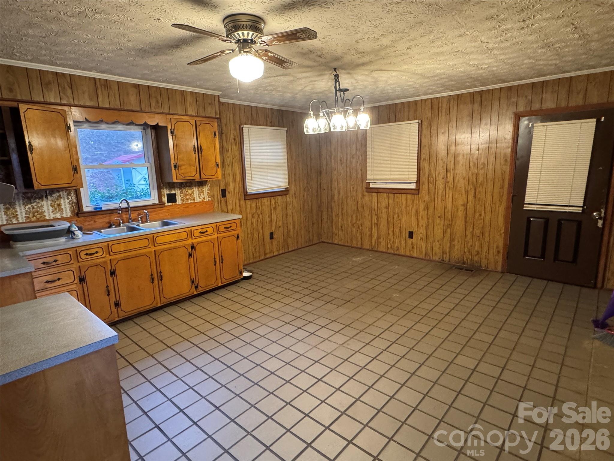 3957 Hollywood Ridge Road Lenoir, NC 28645 - Photo 7 of 16