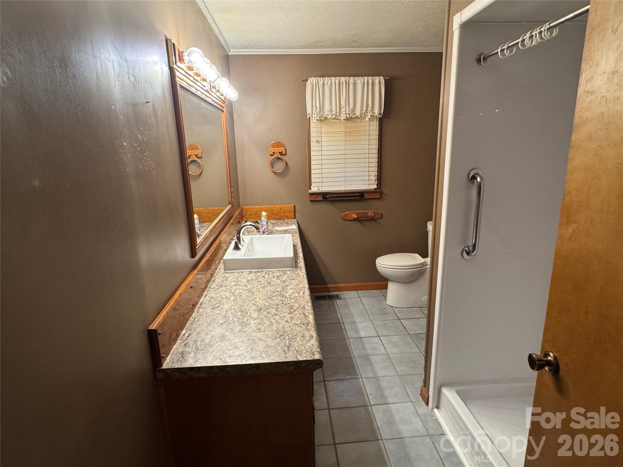 3957 Hollywood Ridge Road Lenoir, NC 28645 - Photo 10 of 16