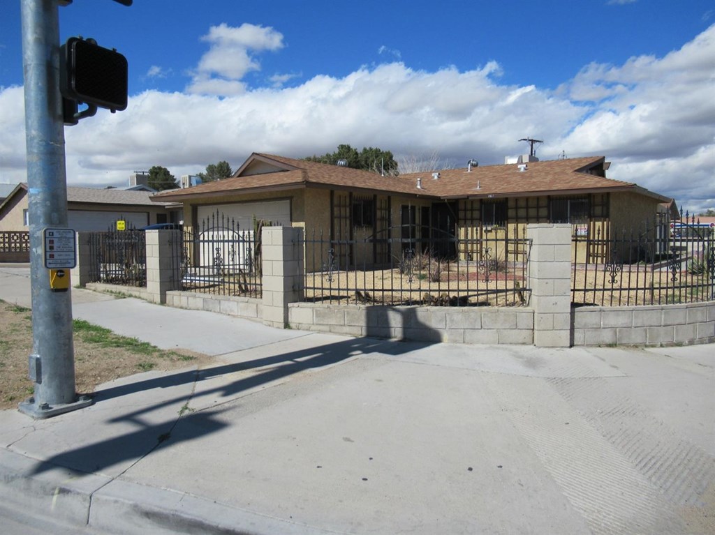 1937 Armory Road Barstow, CA 92311 - Photo 1 of 1 a view of a house with a park