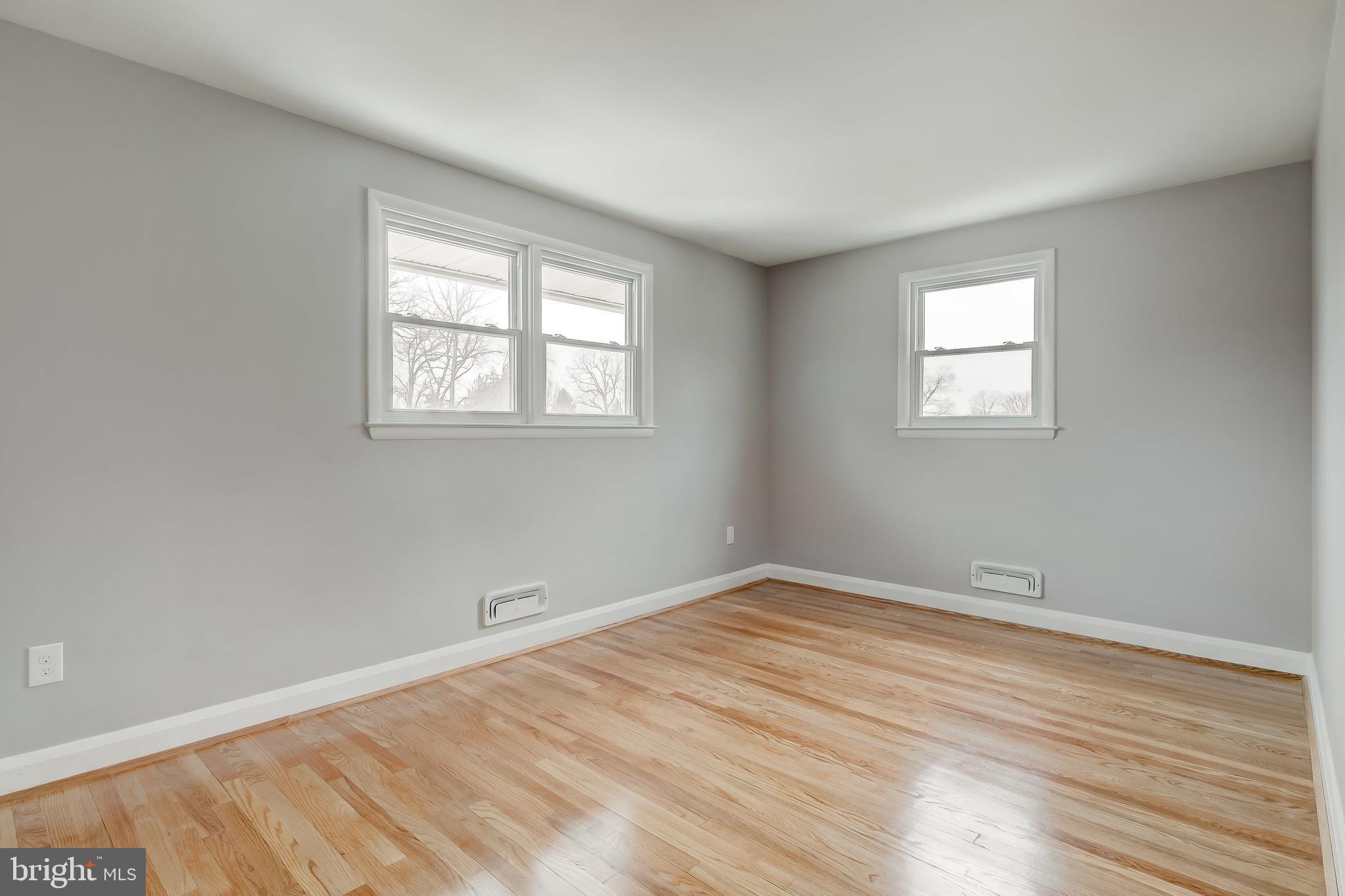 25 Croftley Road Lutherville-Timonium, MD 21093 - Photo 19 of 37 Bedroom 2