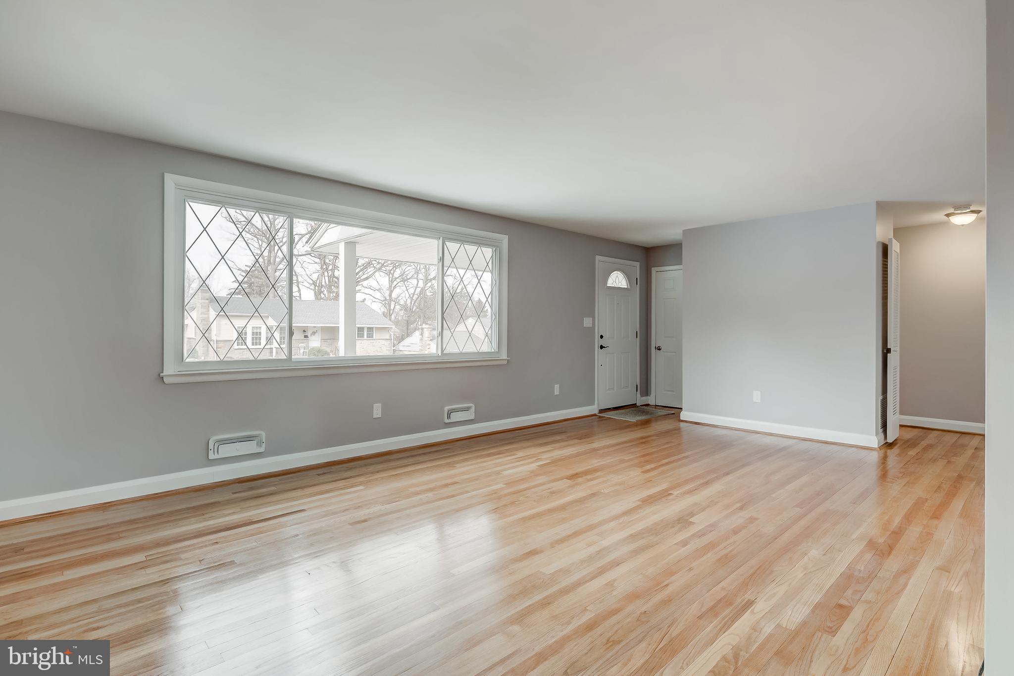 Spacious Living Room