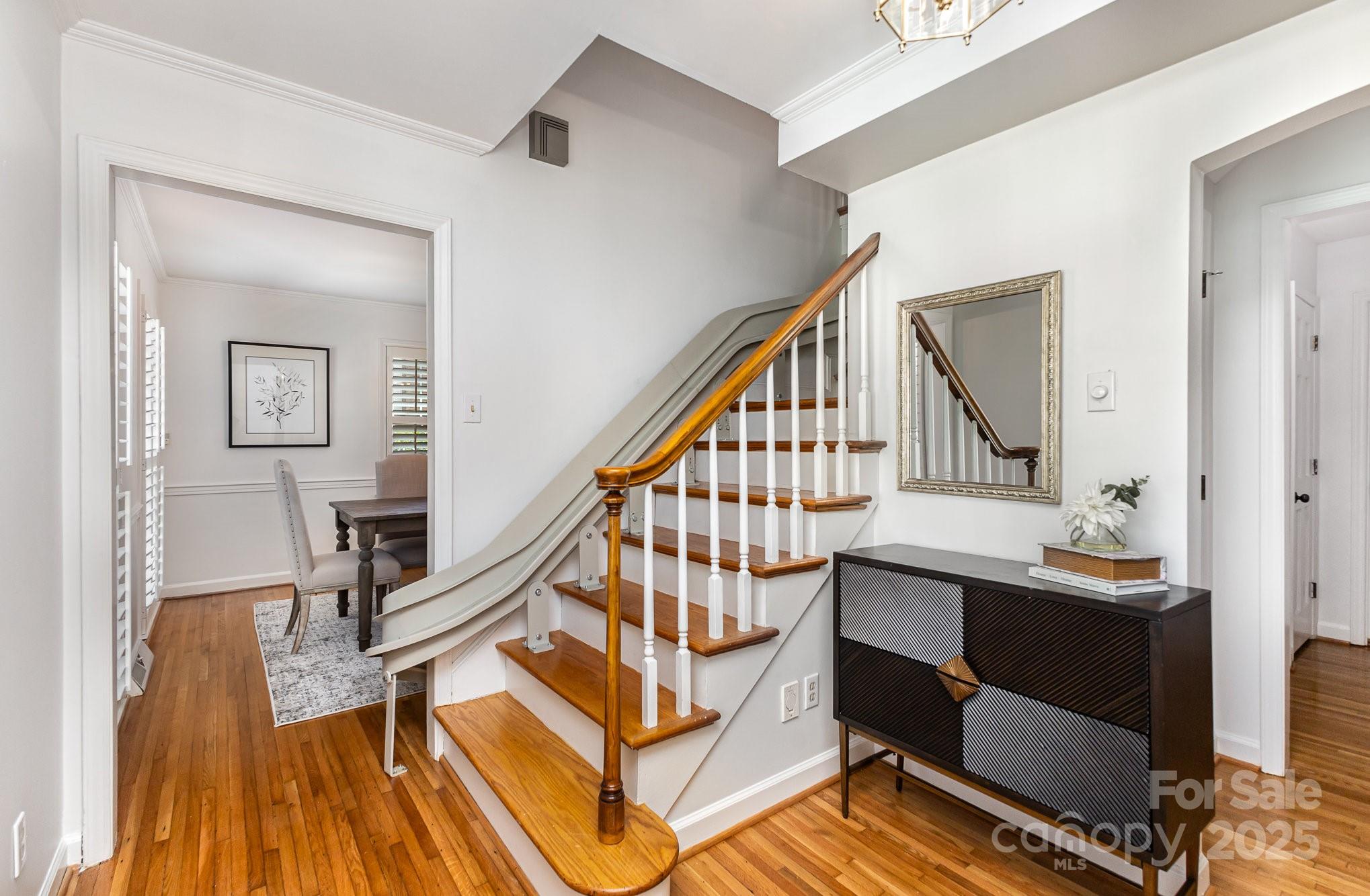 3916 Riverbend Road Charlotte, NC 28210 - Photo 3 of 28 Gallery Image 3