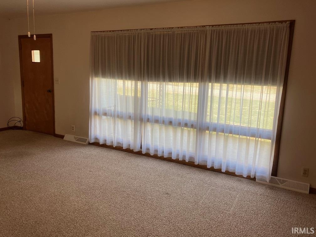 115 Bentley Road Vincennes, IN 47591 - Photo 3 of 27 Gallery Image 3