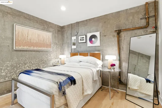 $689,000 | 311 Oak Street, Unit 102, Oakland, CA 94607