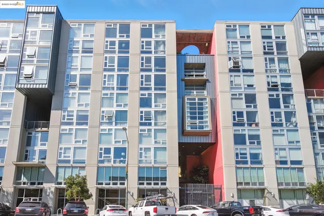 $689,000 | 311 Oak Street, Unit 102, Oakland, CA 94607