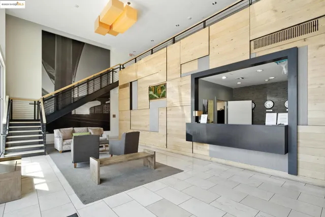 $689,000 | 311 Oak Street, Unit 102, Oakland, CA 94607