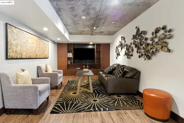 $689,000 | 311 Oak Street, Unit 102, Oakland, CA 94607