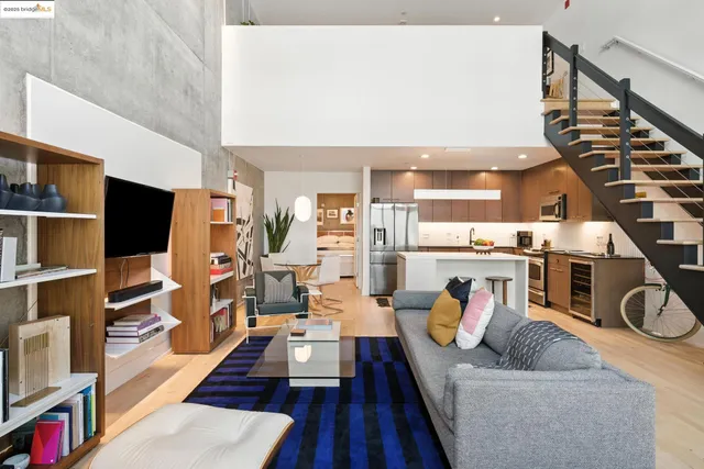 $689,000 | 311 Oak Street, Unit 102, Oakland, CA 94607