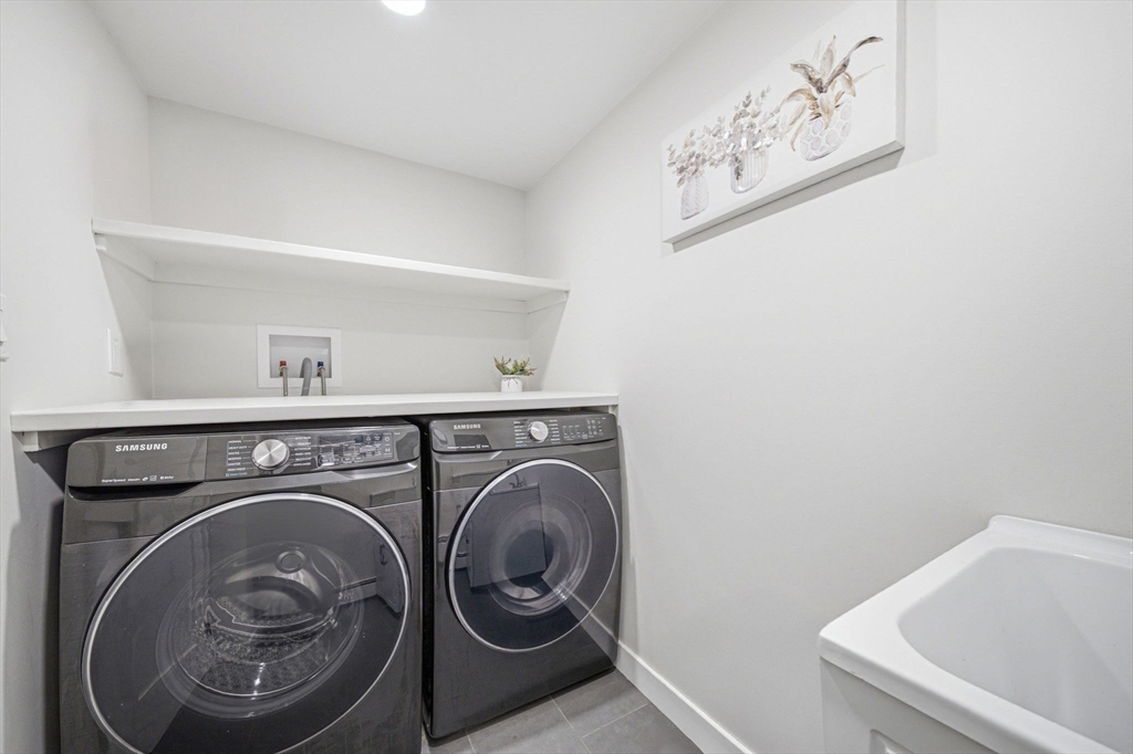 19 Old Road Weston, MA 02493 - Photo 16 of 41