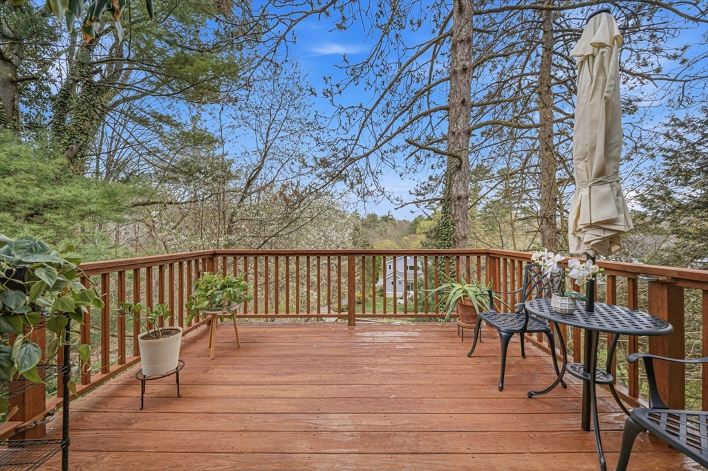 19 Old Road Weston, MA 02493 - Photo 29 of 41
