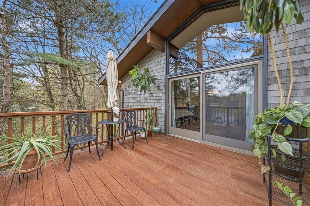 19 Old Road Weston, MA 02493 - Photo 30 of 41