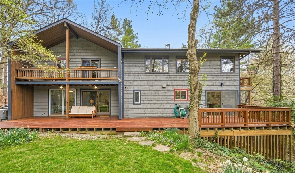 19 Old Road Weston, MA 02493 - Photo 38 of 41