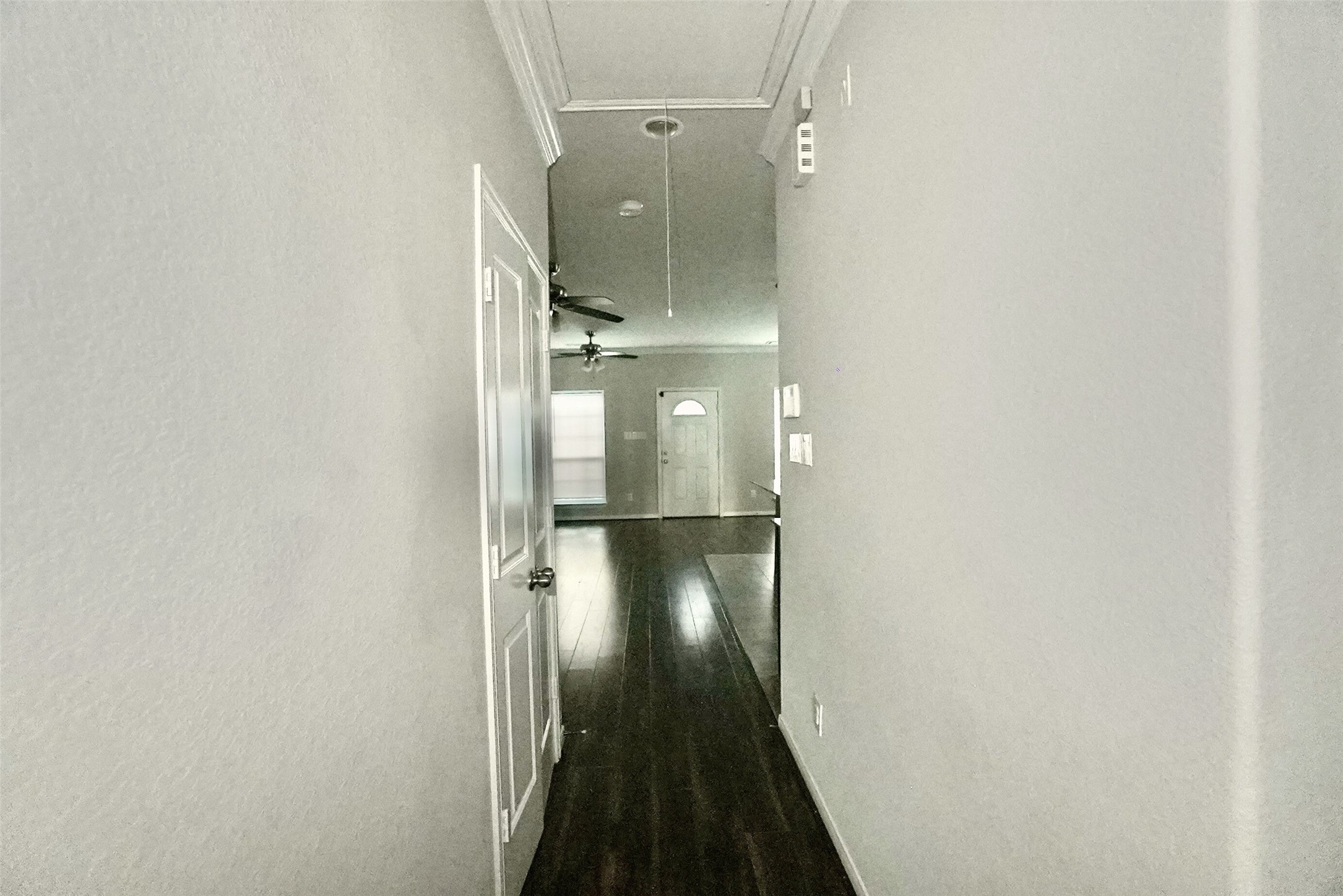 2523 Kirk Street, Unit B Houston, TX 77026 - Photo 8 of 16 a view of a hallway