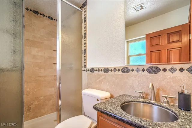 $4,000 | 3480 West Mesa Verde Lane, Las Vegas, NV 89139