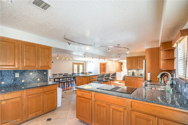 $4,000 | 3480 West Mesa Verde Lane, Las Vegas, NV 89139