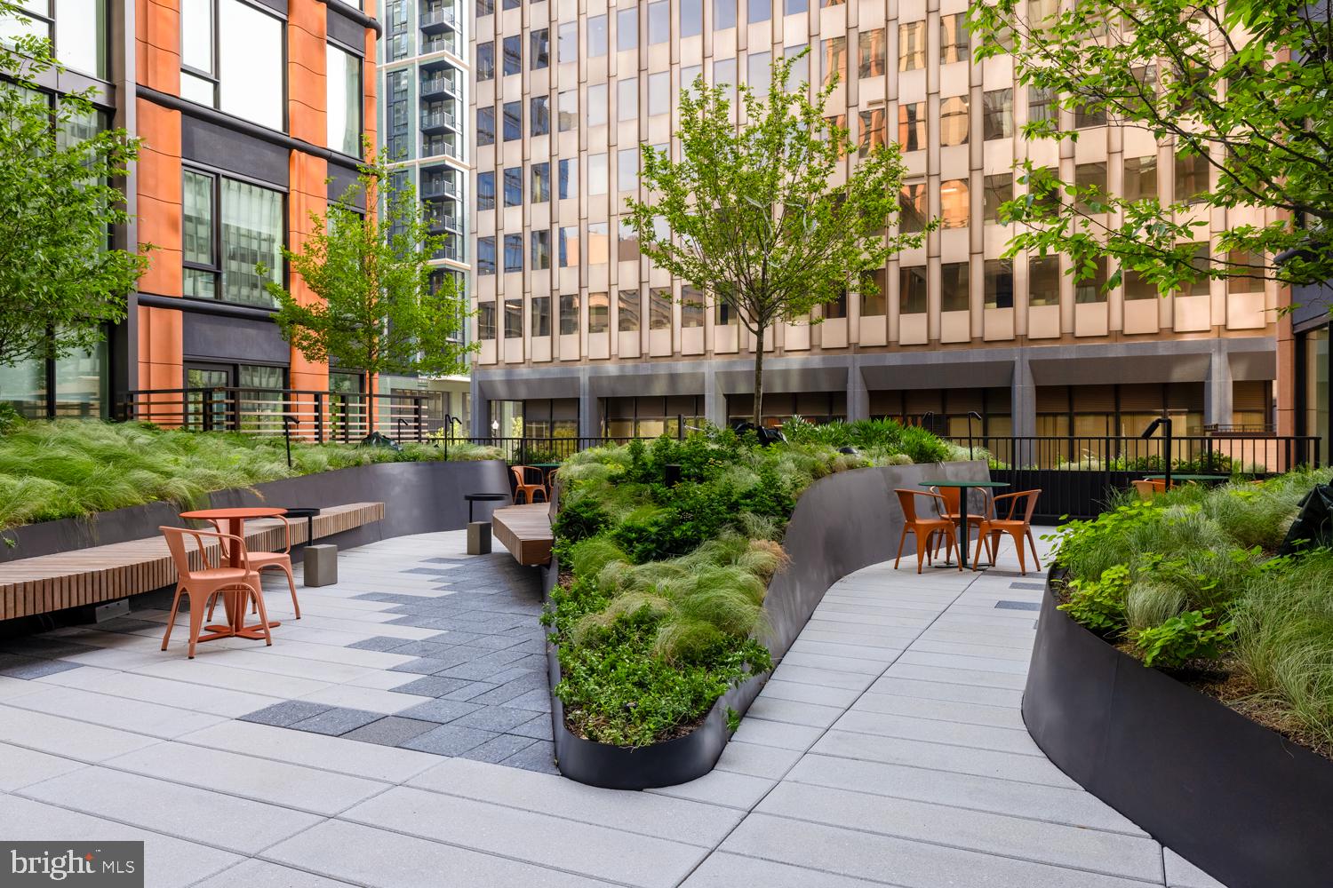 244 19th Court South, Unit 2722 Arlington, VA 22202 - Photo 21 of 44