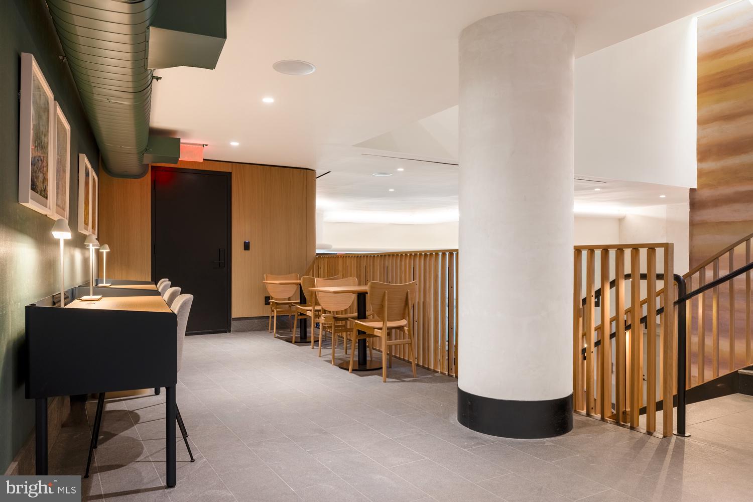 244 19th Court South, Unit 2722 Arlington, VA 22202 - Photo 29 of 44