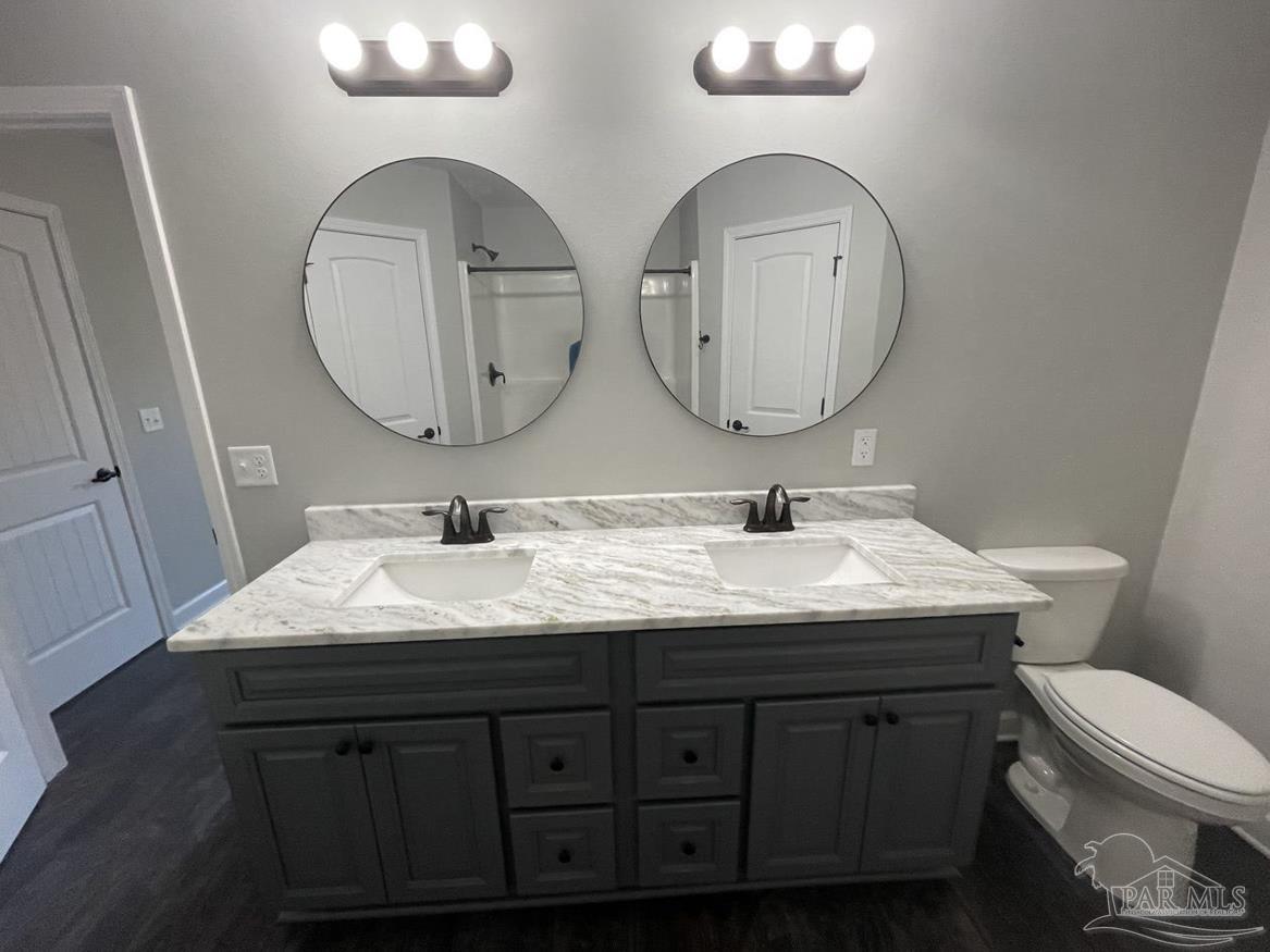 4040 Roxies Lane Milton, FL 32571 - Photo 7 of 12