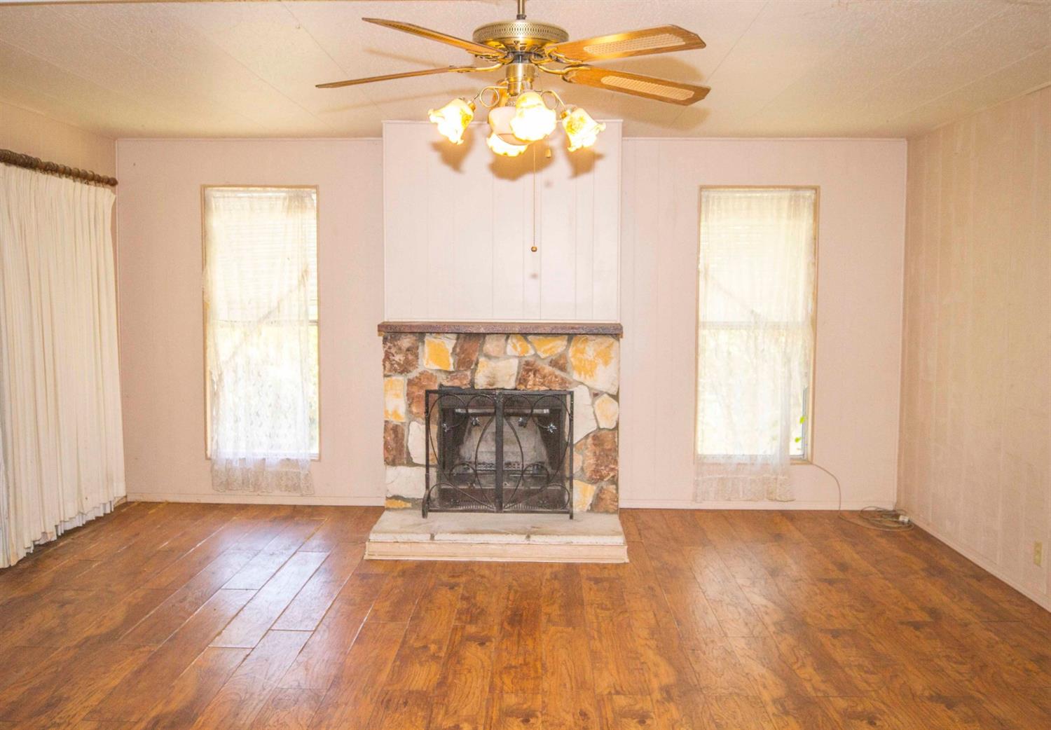45748 Longview Road Squaw Valley, CA 93675 - Photo 4 of 67 Gallery Image 4