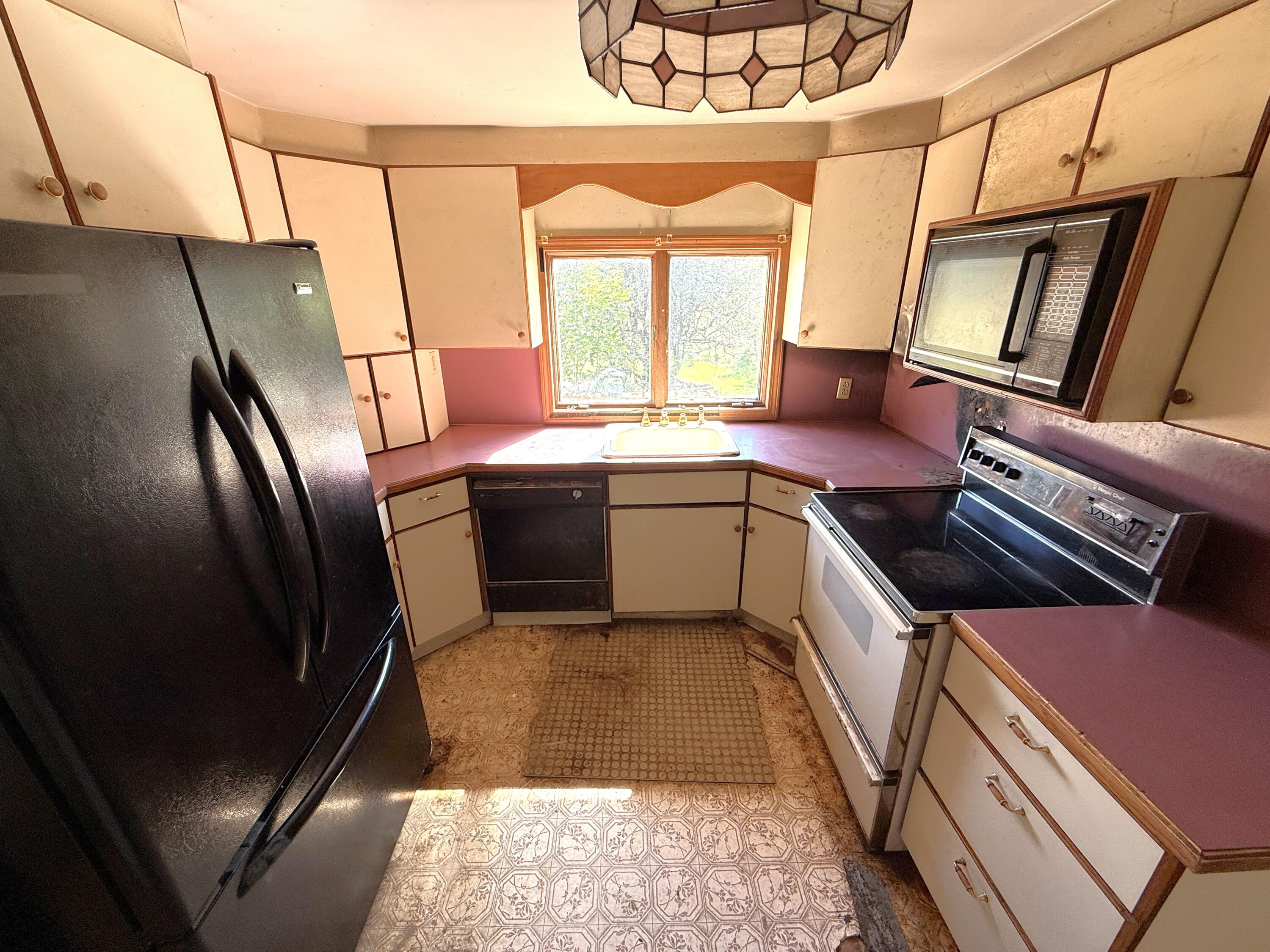 140 Ingraham Road South China, ME 04358 - Photo 6 of 41 Kitchen