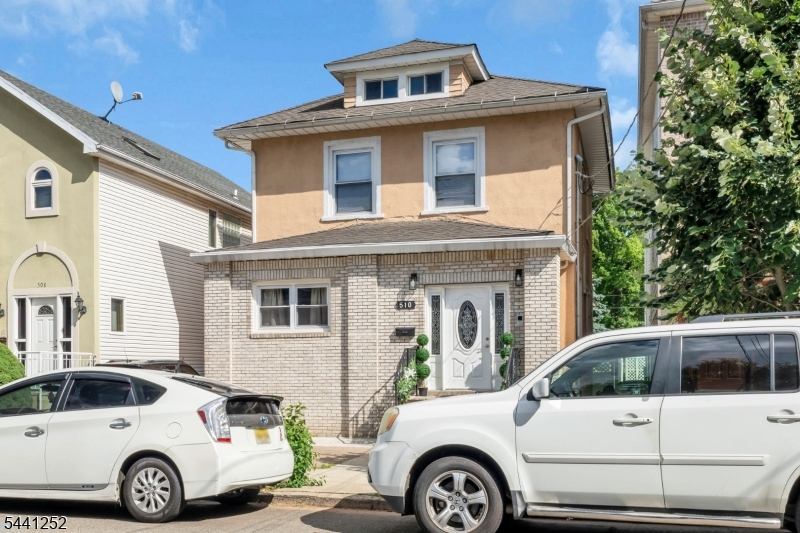 510 Burnham Road Elizabeth, NJ 07202 - Photo 3 of 40