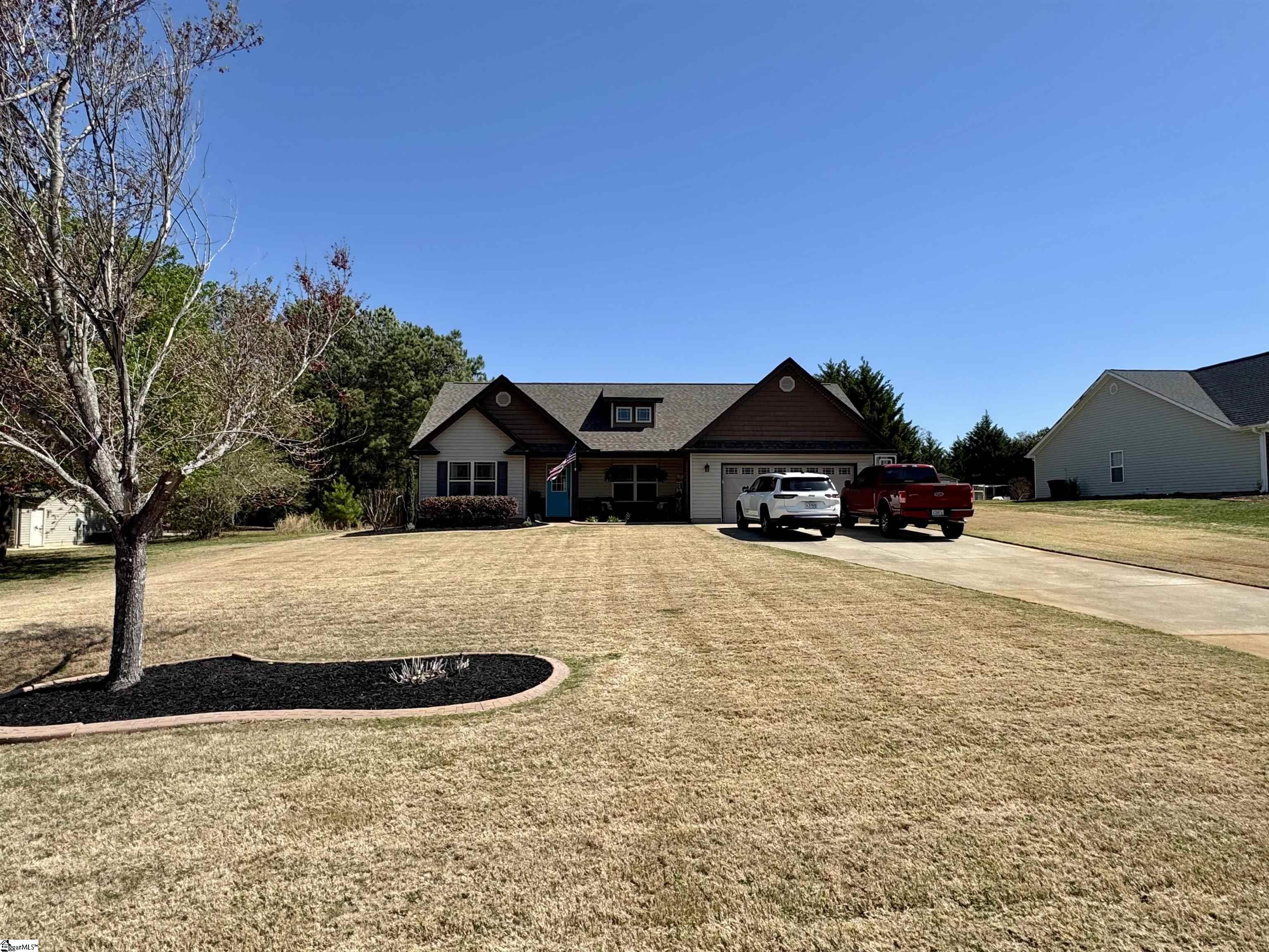 131 Dillard Road Duncan, SC 29334 - Photo 2 of 33 Gallery Image 2