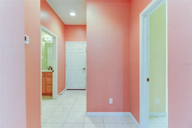 $2,250 | 210 Mystic Falls Drive, Apollo Beach, FL 33572