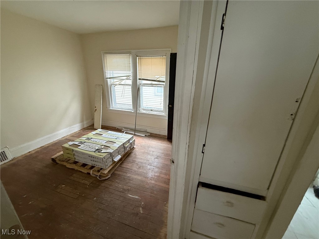 3638 Menlo Road Cleveland, OH 44120 - Photo 11 of 35