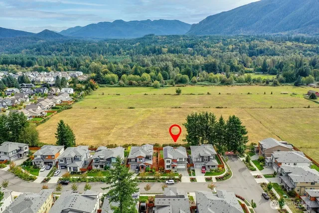 $1,585,000 | 1099 Southeast 14th Place, North Bend, WA 98045