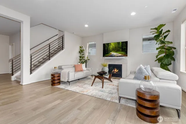 $1,585,000 | 1099 Southeast 14th Place, North Bend, WA 98045